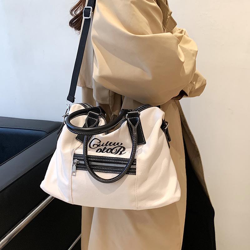 ショルダーバッグ レディース 鋲付き トートバッグ 2WAY キャンパスバッグ 大容量 カジュアル ストリート ユニセックス | ホームアイホーム | 04