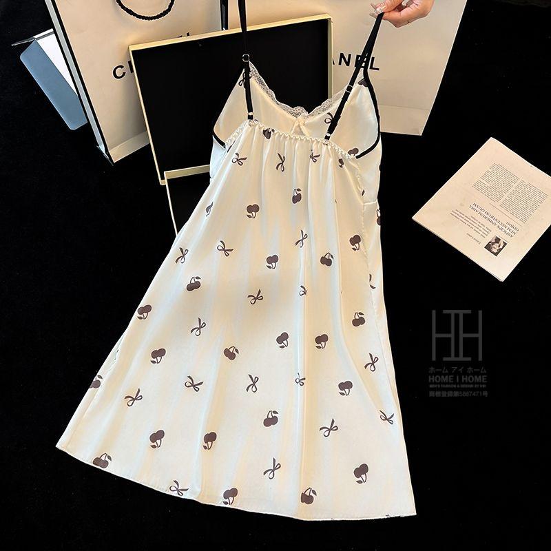 ランジェリー スリップ レディース キャミソール パジャマ サテン風 Vネック レース カップ付き 光沢 ひんやり 部屋着 可愛い セクシー 涼感 ルームウェア | ホームアイホーム | 18