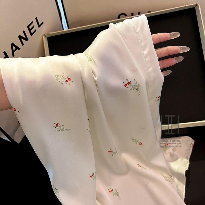 ランジェリー スリップ レディース キャミソール パジャマ サテン風 Vネック レース カップ付き 光沢 ひんやり 部屋着 可愛い セクシー 涼感 ルームウェア | ホームアイホーム | 07