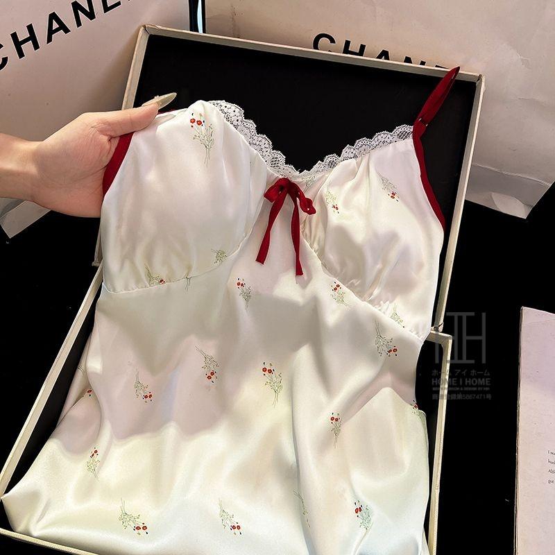 ランジェリー スリップ レディース キャミソール パジャマ サテン風 Vネック レース カップ付き 光沢 ひんやり 部屋着 可愛い セクシー 涼感 ルームウェア | ホームアイホーム | 10