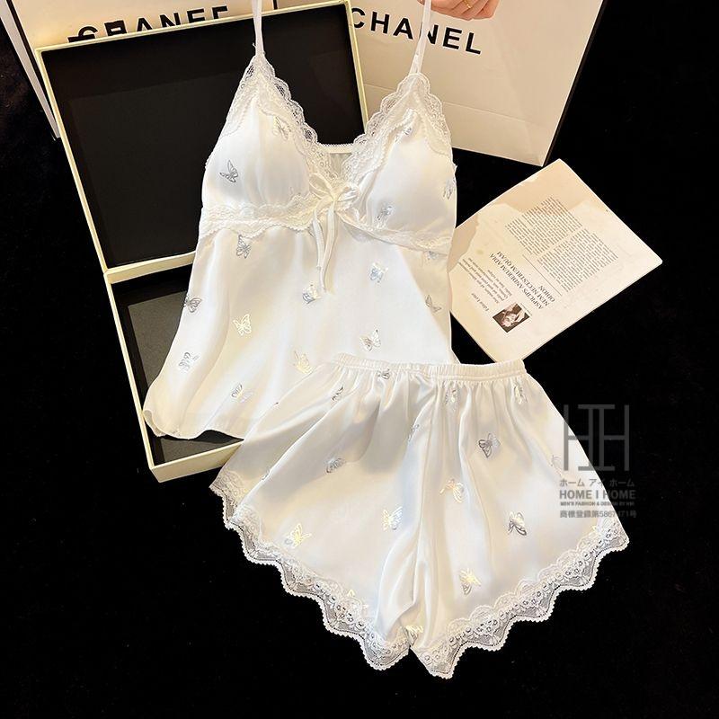 パジャマ 2点セット レディース キャミソール ショートパンツ カップ付き サテン調 光沢 蝶柄 接触冷感 Vネック リボン 夏 部屋着 ルームウェア かわいい ギフト | ホームアイホーム | 02
