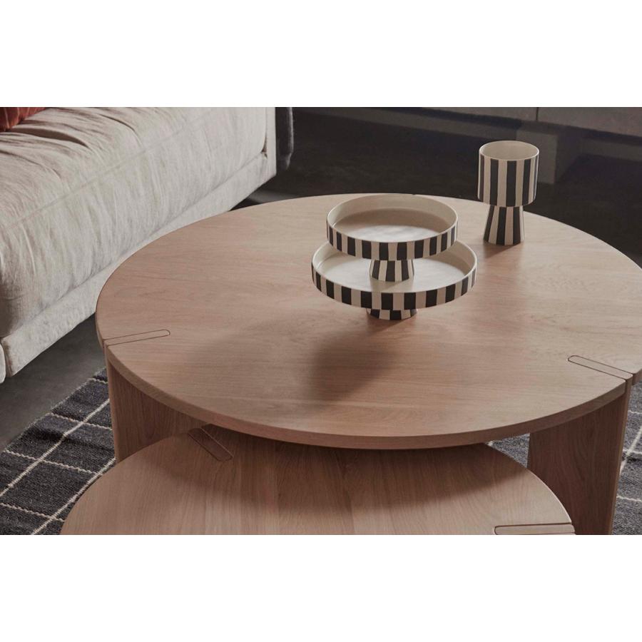 OYOY Living Design モノトーンカラーストライプデザインのフラワー