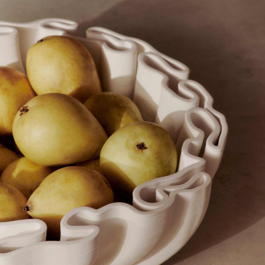 Ferm Living ファームリビング 迷路のようなフォルムが特徴のアート性の高いデザインボウル Dedali Bowl 直径34cm_2