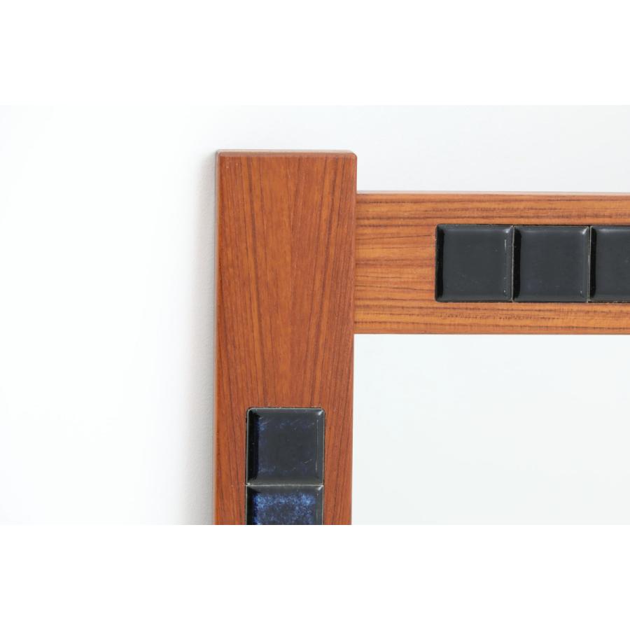 デンマーク製　チーク材ミラー　壁掛け/立掛け　北欧ビンテージ家具 デンマーク製 チーク材/タイルミラー 壁掛け/立掛け 高さ106cm 北欧