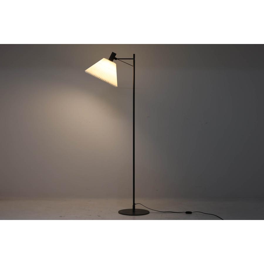 LE KLINT(レ・クリント) 372 フロアランプ Flemming Agger(フレミング