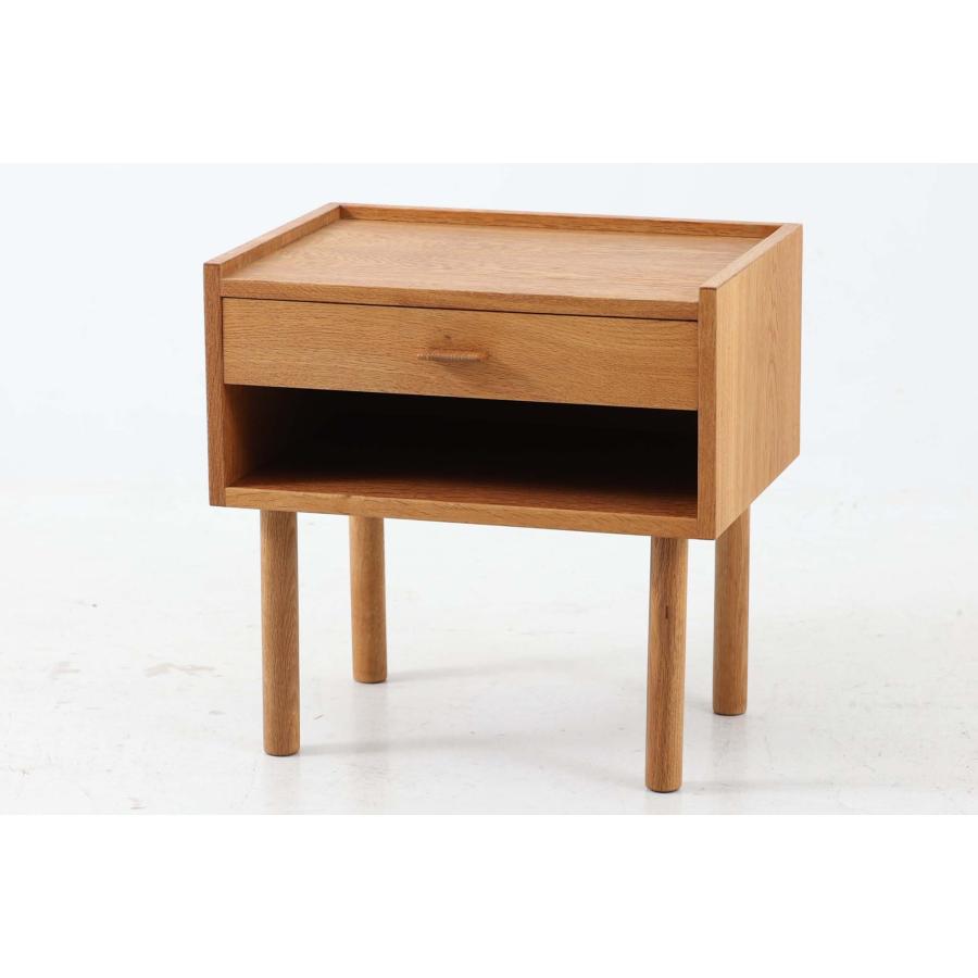 Hans J.Wegner(ハンス・J・ウェグナー) ベッドサイドテーブル Hans J.Wegner(ハンス・J・ウェグナー) ベッドサイドテーブル