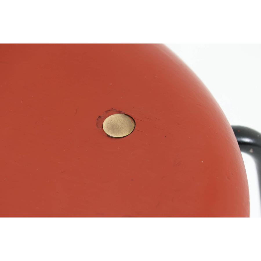 ドットスツール 3本脚 Fritz Hansen(フリッツ ハンセン)社 北欧家具