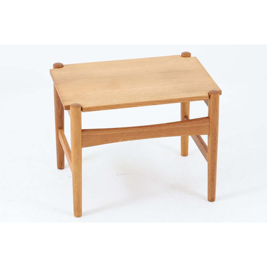 Hans J.Wegner（ハンス・J・ウェグナー） AT50 サイドテーブル オーク
