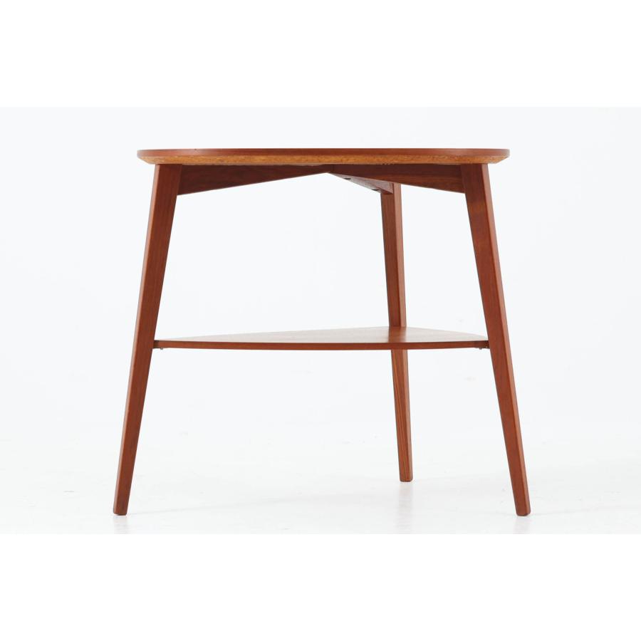 Holger Georg Jensen お洒落な形のサイドテーブル 3本脚 チーク材 北欧