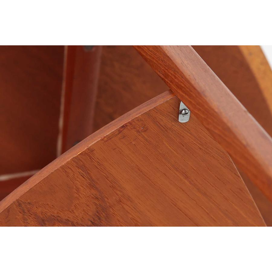 Holger Georg Jensen お洒落な形のサイドテーブル 3本脚 チーク材 北欧