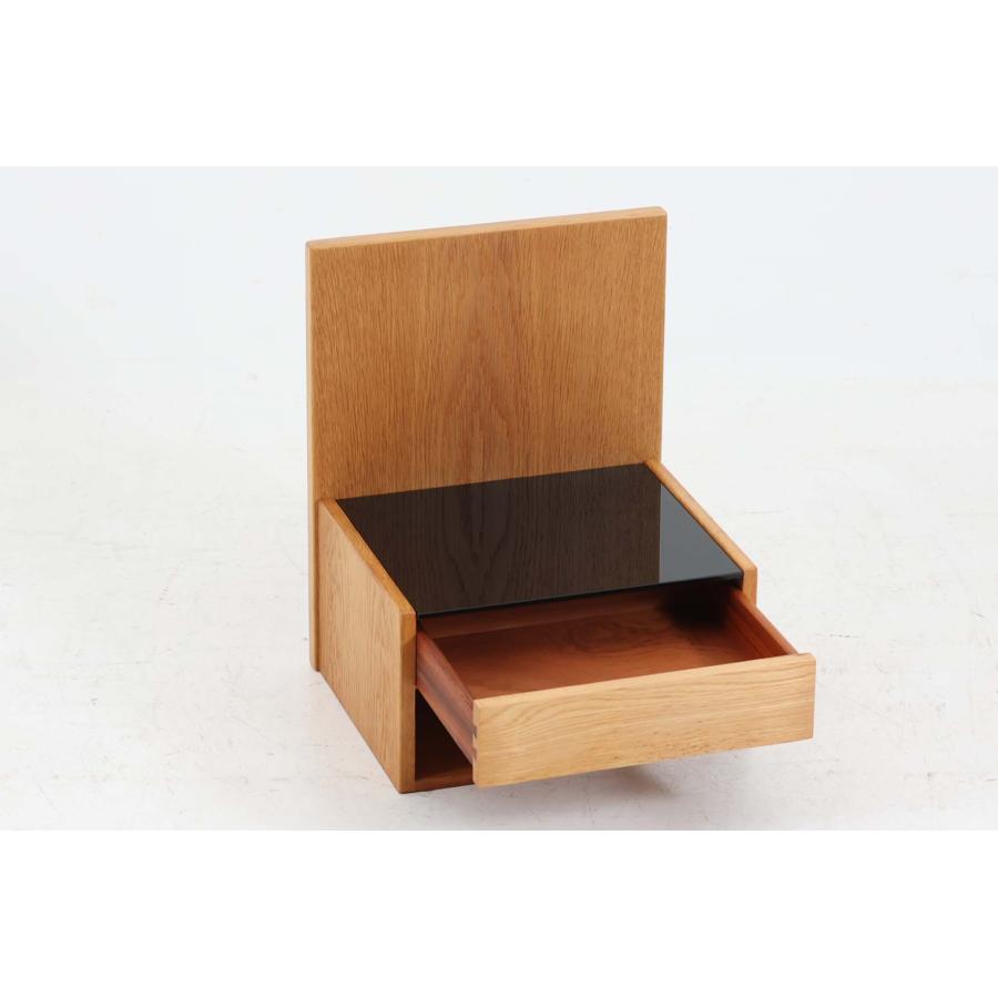 Hans J.Wegner（ハンス・J・ウェグナー） ベッドサイドテーブル オーク
