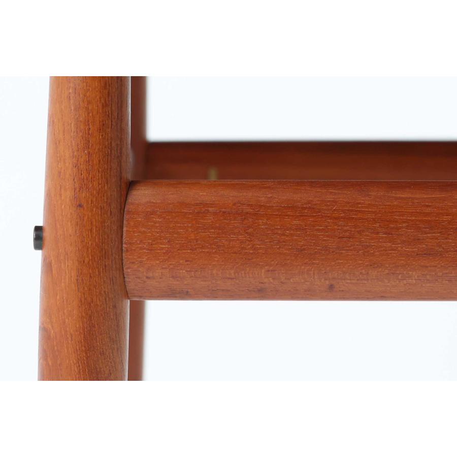 Grete Jalk(グレーテ・ヤルク) サイドテーブル チーク材 デンマーク製