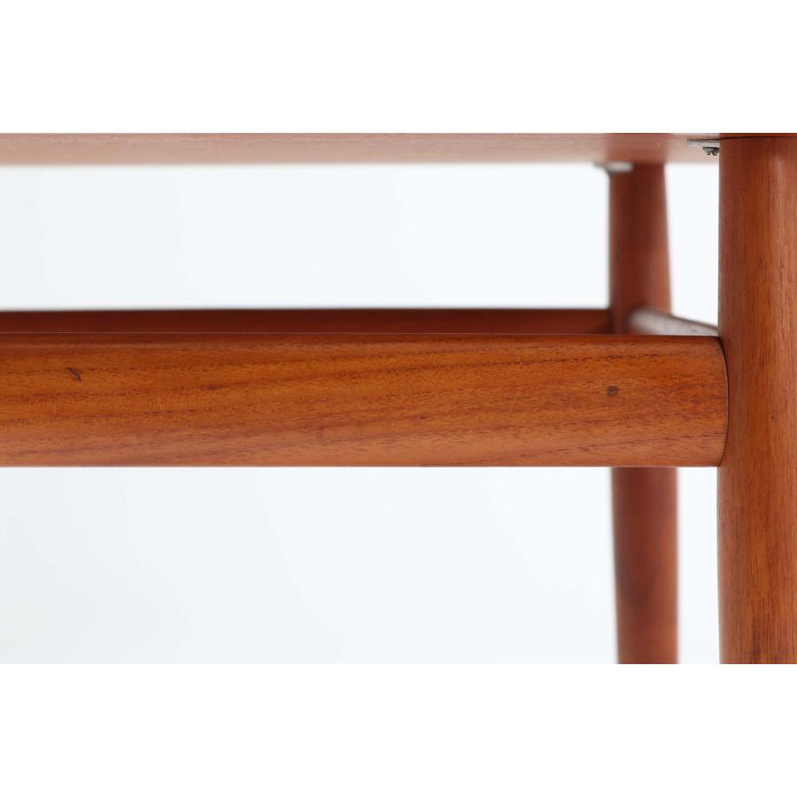 Grete Jalk(グレーテ・ヤルク) サイドテーブル チーク材 デンマーク製