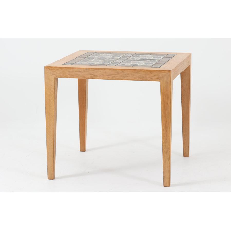 Royal Copenhagen × Haslev BACA タイルトップテーブル オーク材 北欧