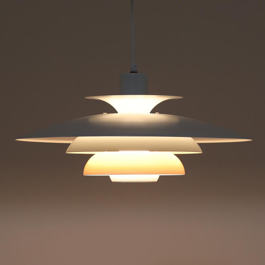 Jeka Metaltryk ペンダントライト 大きめ Sofie 直径48cm デンマーク製