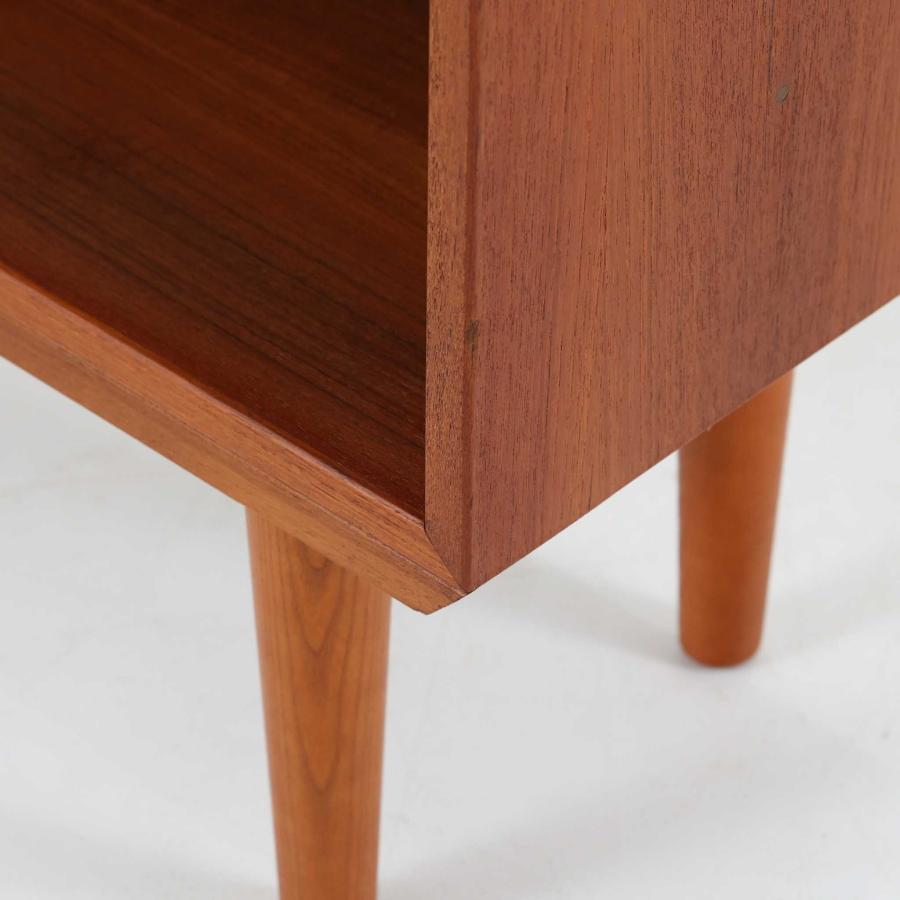 Hjornebo Mobelfabrik ブックシェルフ チーク 幅86cm ヒョルネボ・モーベルファブリックの画像
