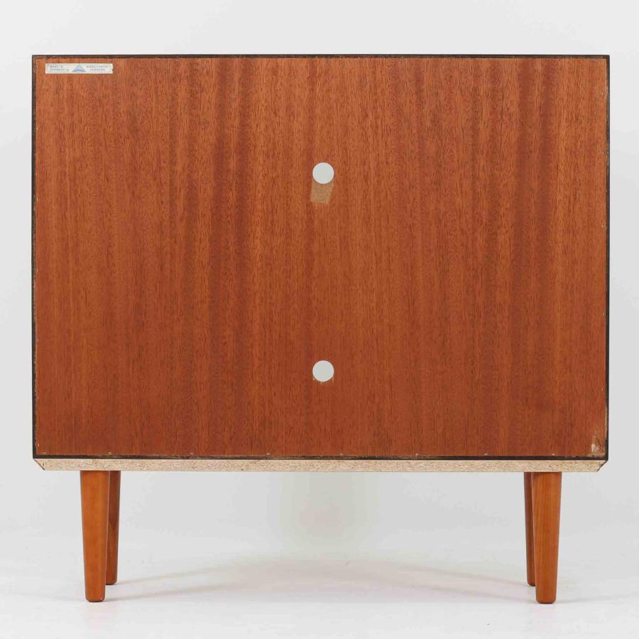 Hjornebo Mobelfabrik ブックシェルフ チーク 幅86cm ヒョルネボ・モーベルファブリックの画像