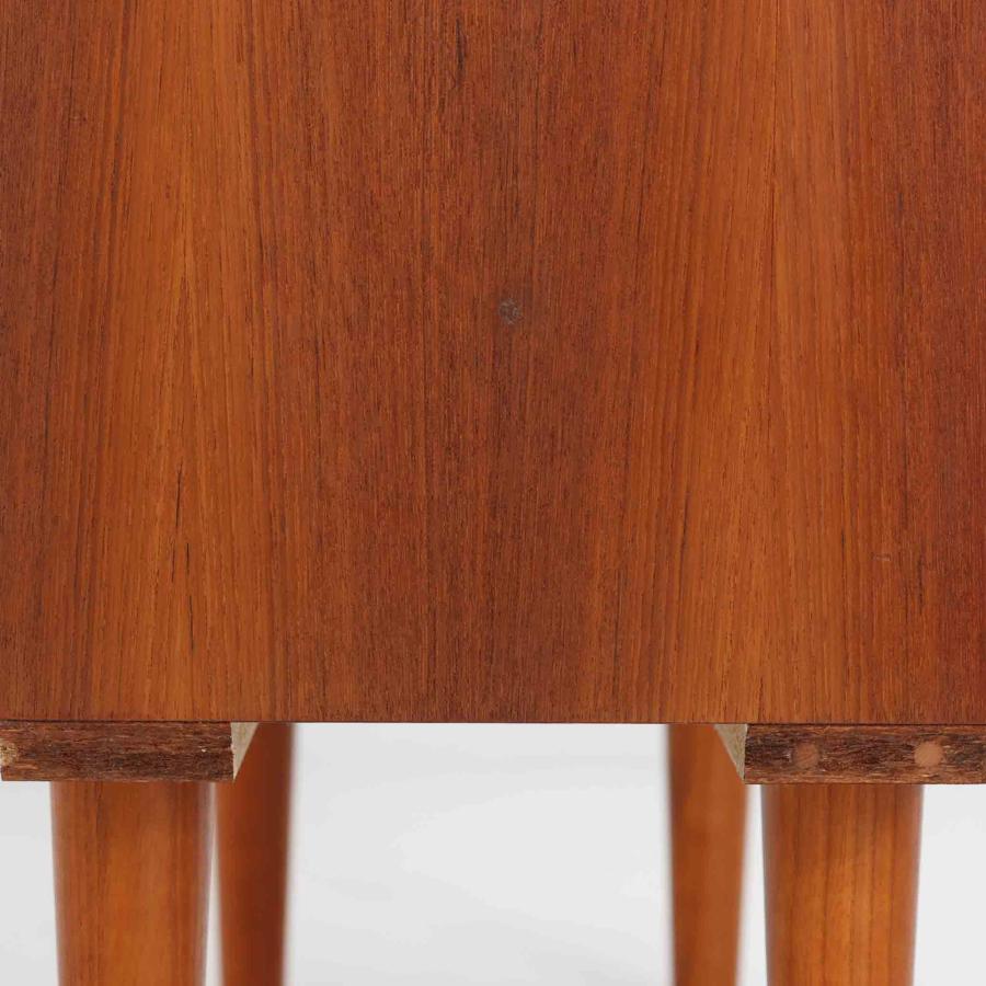 Hjornebo Mobelfabrik ブックシェルフ チーク 幅86cm ヒョルネボ・モーベルファブリックの画像