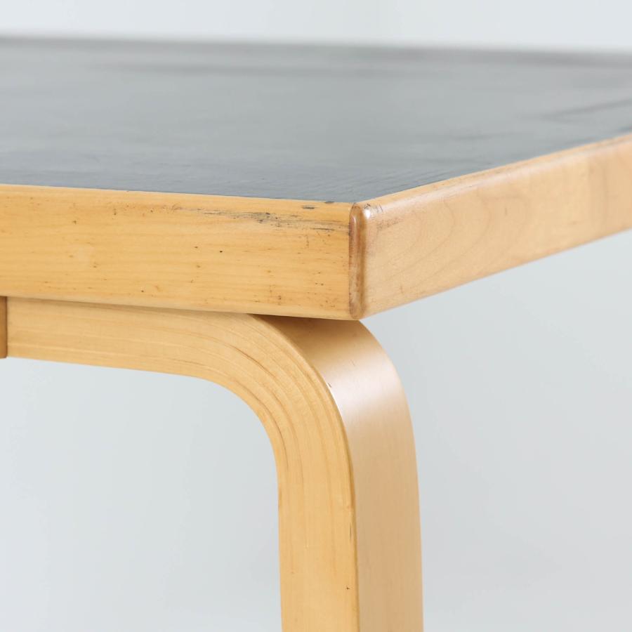 Alvar Aalto 正方形ダイニングテーブル 81C バーチ×リノリウム 幅75cm