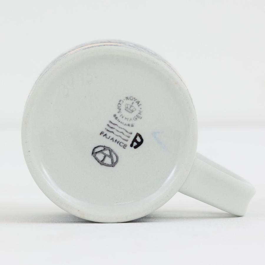 Royal Copenhagen ロイヤルコペンハーゲン イヤーマグカップ 1976年