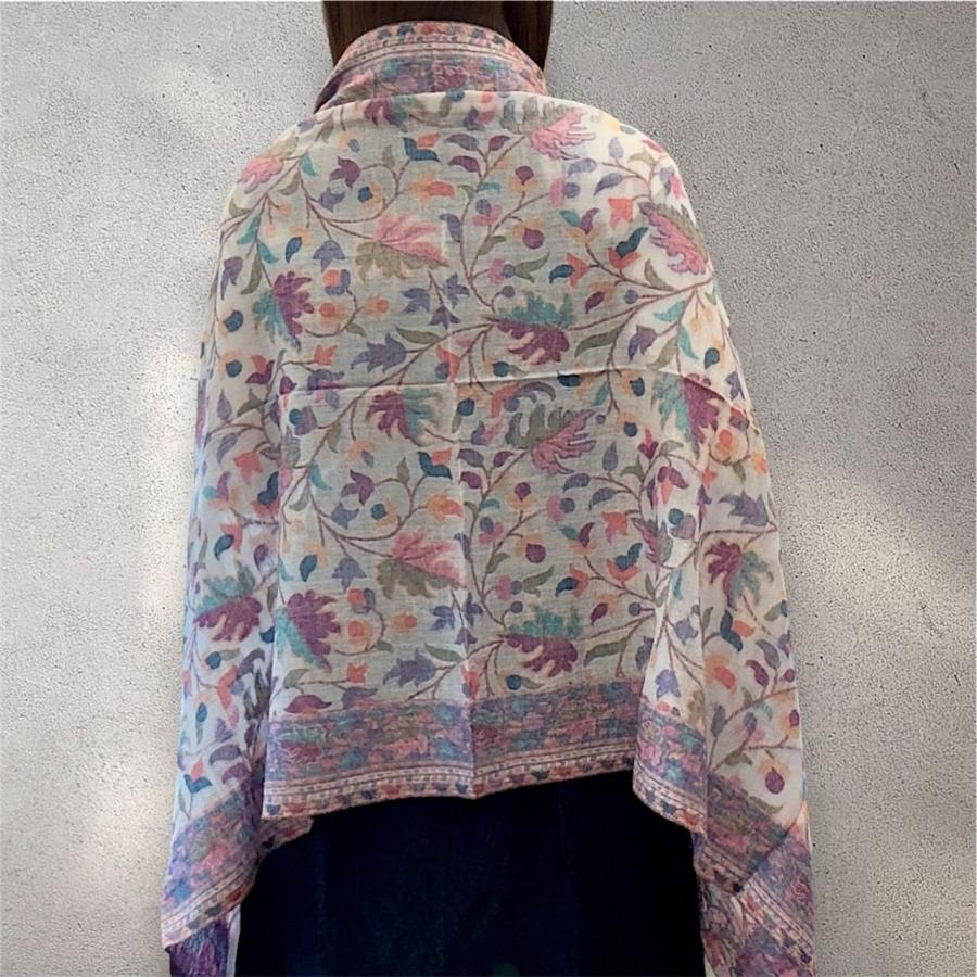 パシュミナショール ジャガード織 花柄 ストール ナチュラルカラー ベージュ系 カシミヤ混 大判 一点物 カシミール 伝統工芸 高級 王族愛用品 インド製の画像