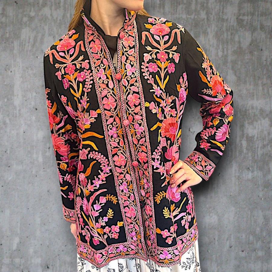ブラウス カシミール 花柄 シルク刺繍 ジャケット 9号 10号 12号 13号 Mサイズ Lサイズ ブラック ピンク 一点物 ハンドメイド 保温性 花柄 カシミヤ カシミールの画像