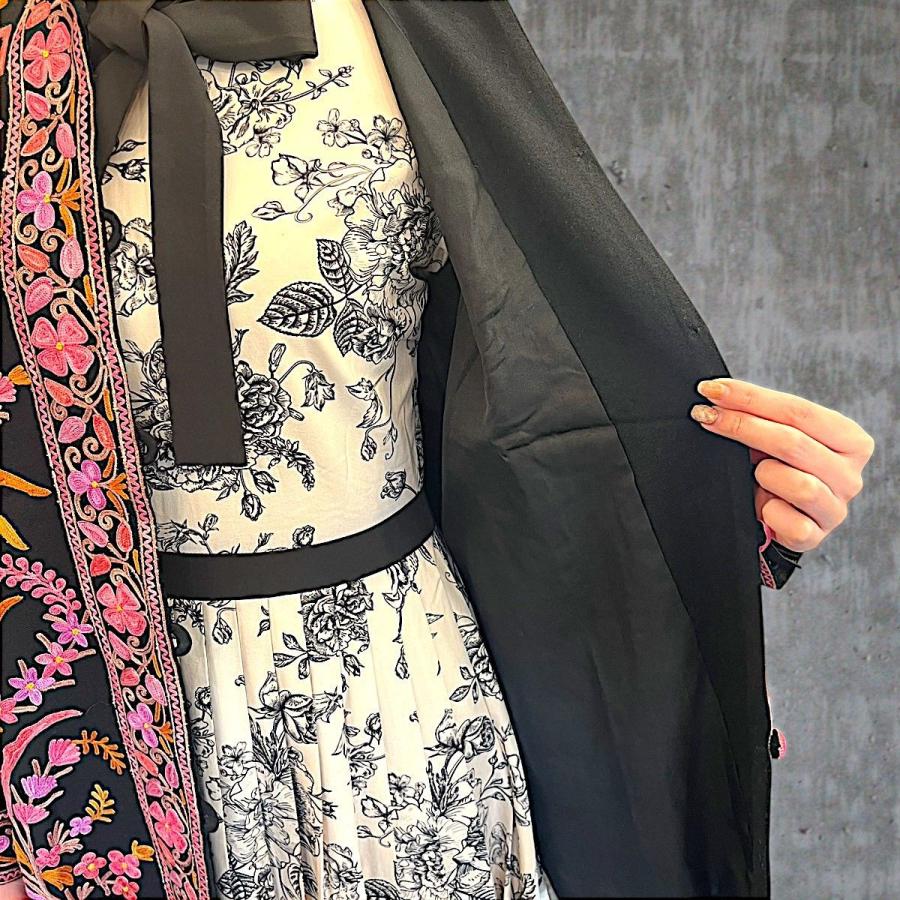 ブラウス カシミール 花柄 シルク刺繍 ジャケット 9号 10号 12号 13号 Mサイズ Lサイズ ブラック ピンク 一点物 ハンドメイド 保温性 花柄 カシミヤ カシミールの画像