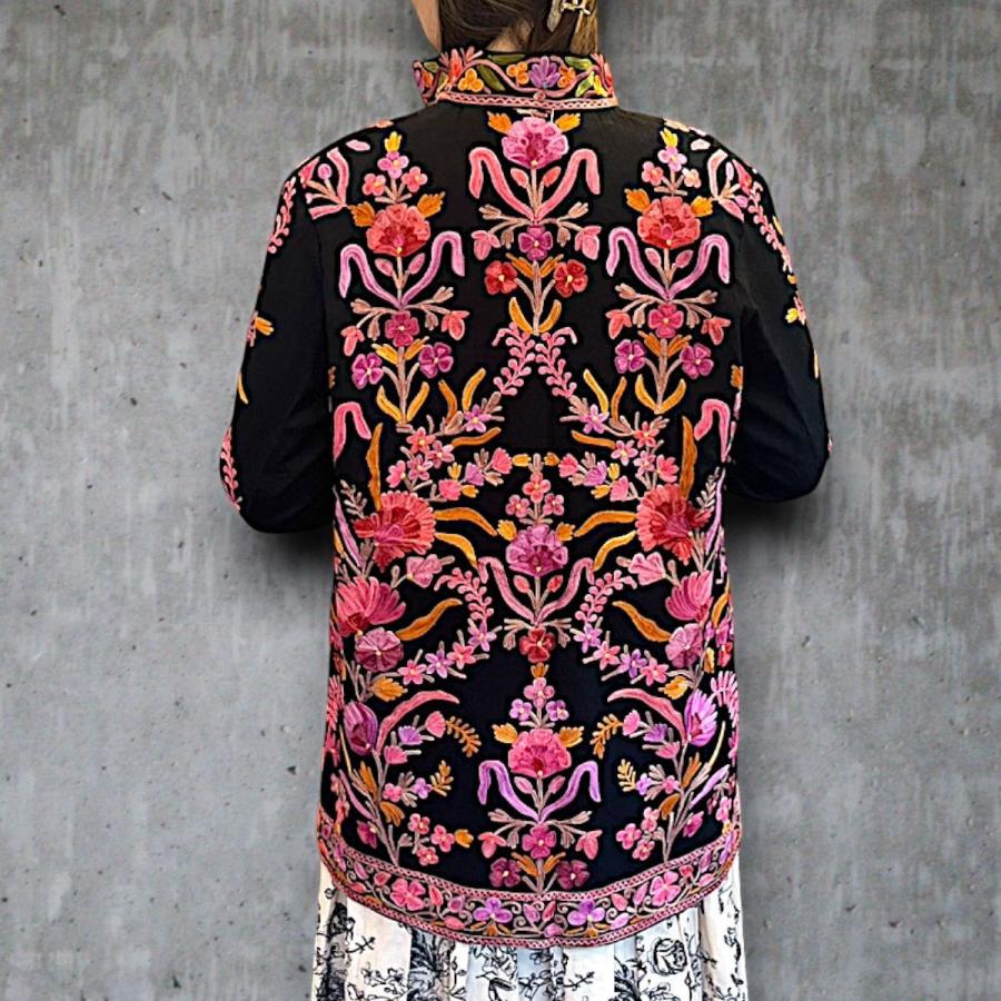 ブラウス カシミール 花柄 シルク刺繍 ジャケット 9号 10号 12号 13号 Mサイズ Lサイズ ブラック ピンク 一点物 ハンドメイド 保温性 花柄 カシミヤ カシミールの画像