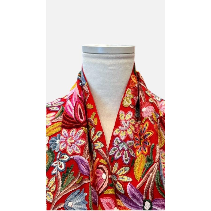 カシミール刺繍 ショール メリノウール 大判 シルク糸手刺繍 花柄 一点物 ハンドメイド ストール レッド 鮮やか 上質 艶めき 全面刺〓 伝統工芸 羽織りの画像