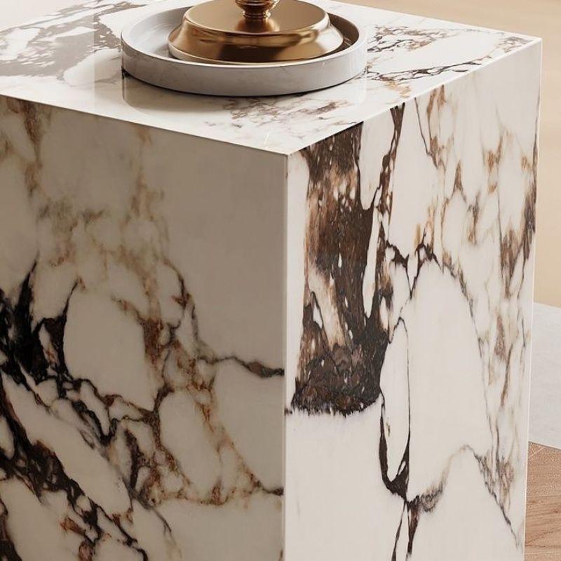 VAN 大理石 ブロンズ調 椅子型 サイドテーブル 飾り台 置物台 レトロ 新品 大理石のスクエアサイドテーブル フランス