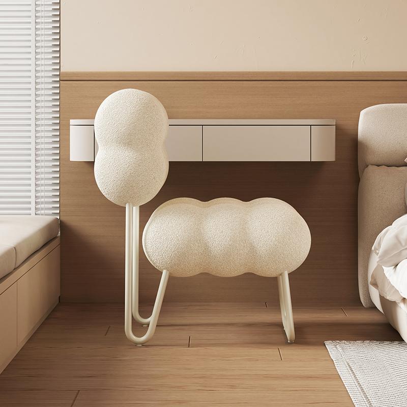 ロー チェア ふわもこ 快適 バブル デザイン おしゃれ かわいい インテリア ミニ コンパクト リラックス リビング カフェ 白 ホワイト_4