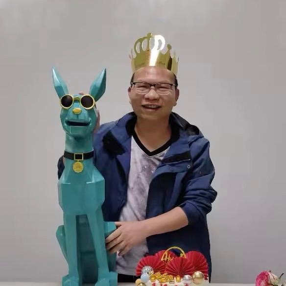 トレイを咥えた ドーベルマン 装飾 オブジェ 置物 犬 かわいい 雑貨
