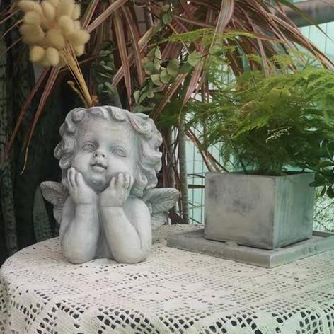 新品・未使用】 天使の植木鉢 植木鉢 プランター 小さな天使