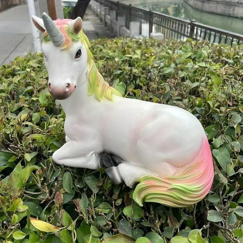 ガーデンオブジェ 置物 ファンタジー カラフル 魅力的 座っている