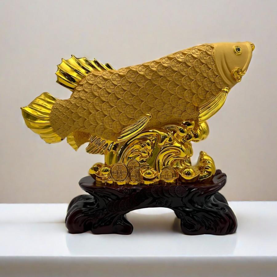 アロワナ 全長52cm 特大 黄金 金色 龍魚 ドラゴンフィッシュ 金運 商売