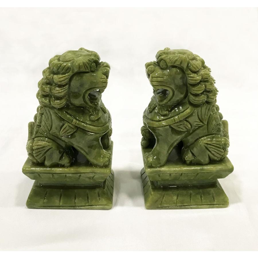 獅子 狛犬 シーサー 翡翠 天然石 置物 オブジェ 優雅 伝統的 運 金運