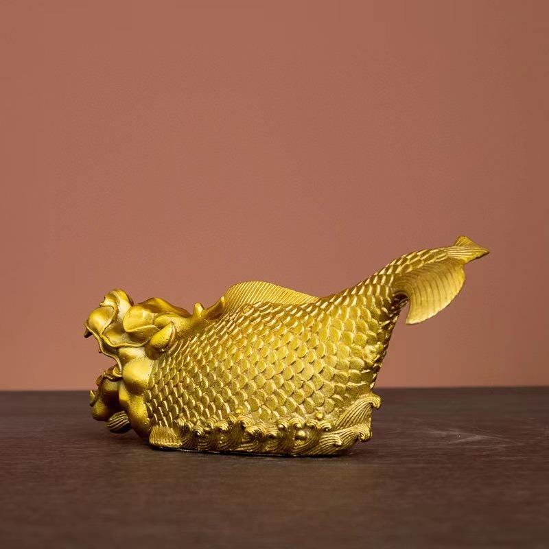 龍 ドラゴン 竜 魚 水獣 置物 オブジェ 金 黄金 ゴールド 金龍 風水