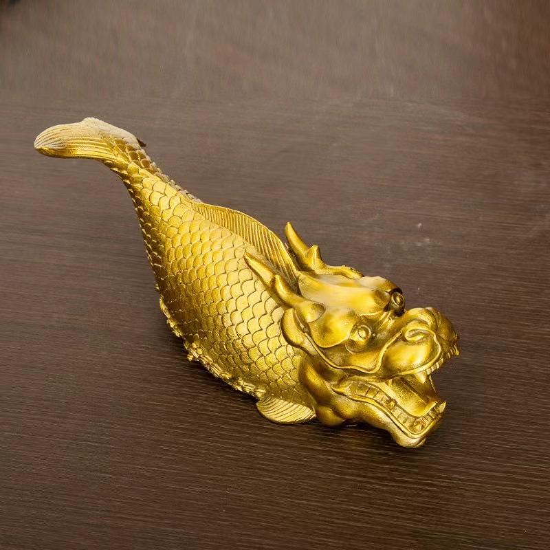 龍 ドラゴン 竜 魚 水獣 置物 オブジェ 金 黄金 ゴールド 金龍 風水