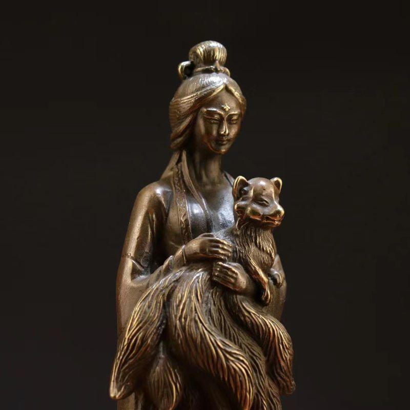 狐の像 金色装飾品 ハヌマーン降臨 プラクルアン 無敵と富 繁栄 Amazon