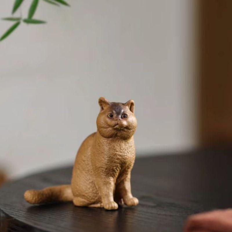 招き猫風の猫の置物 猫 置物 風水 招き猫風 卓上置物 インテリア かわいい ミニ置物 短毛猫