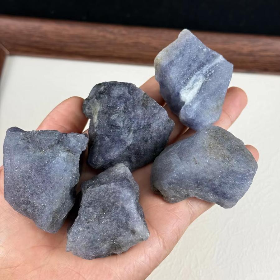 天然石 タンザナイト 原石 40g 結晶標本 ブルーゾイサイト 置物