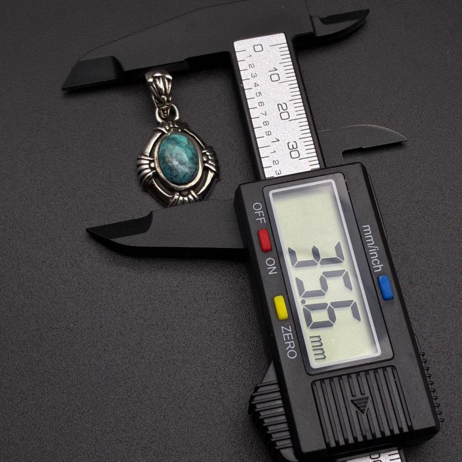 ペンダントトップ ターコイズ シルバー925 ネックレス ペンダント インディアンジュエリー トルコ石 925刻印 ナバホ 王冠 sv925 グリーン ブルー 天然石の画像