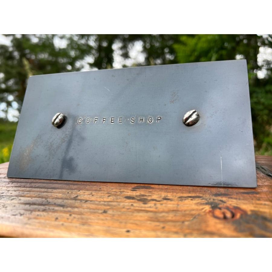 コーヒー豆モチーフのコーヒーショップ看板 |  | 04