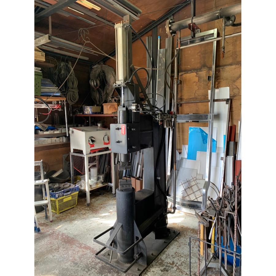 鍛造、鍛冶屋ハンマー、エアーハンマー、ロートアイアンハンマー、スプリングハンマー　中古　引取限定 |  | 02