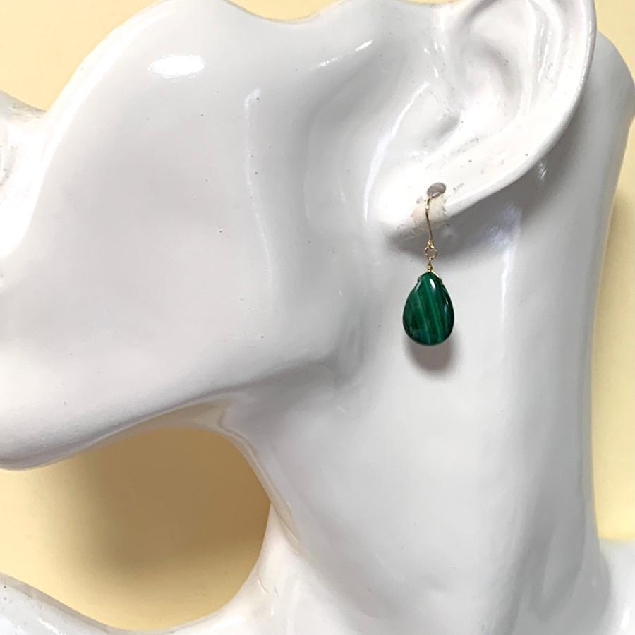Rvaru】K18ピアス マラカイト (M) 14×10mm ドロップ フック