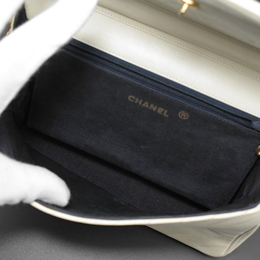 CHANEL シャネル ショルダーバッグ 【A02444】
