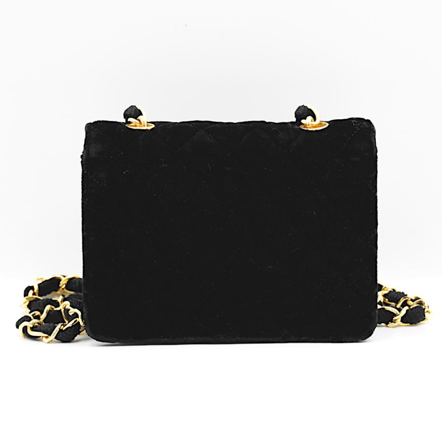 CHANEL ミニマトラッセ ショルダーバッグ CHANEL ミニマトラッセ ショルダーバッグ