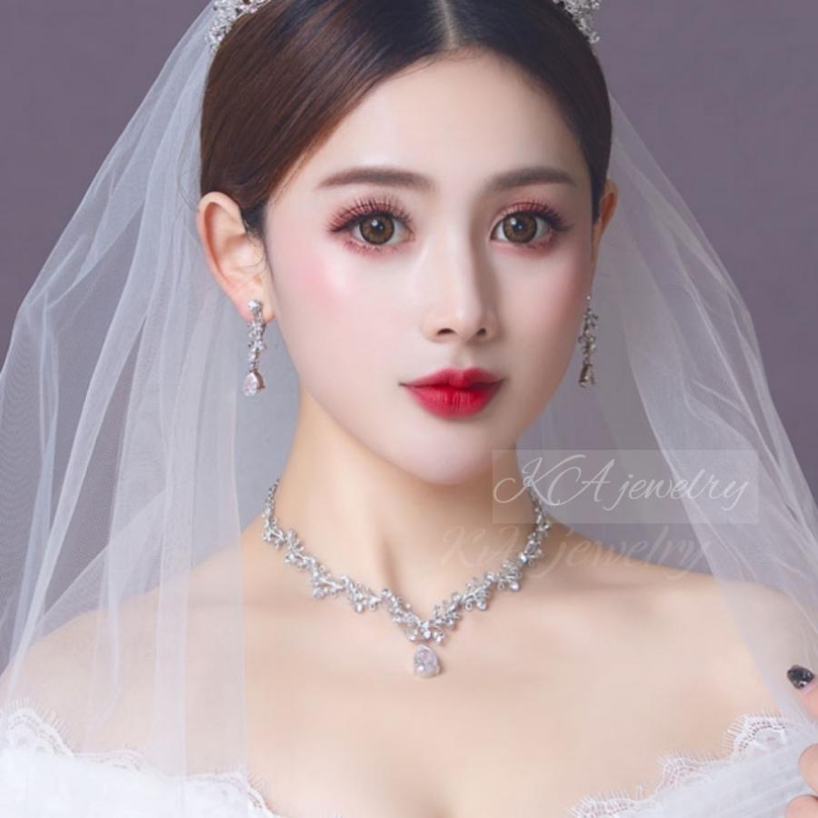 ワタベウエディング　ティアラ　ネックレス　イヤリング　アクセサリー3点セット 6459.jpg