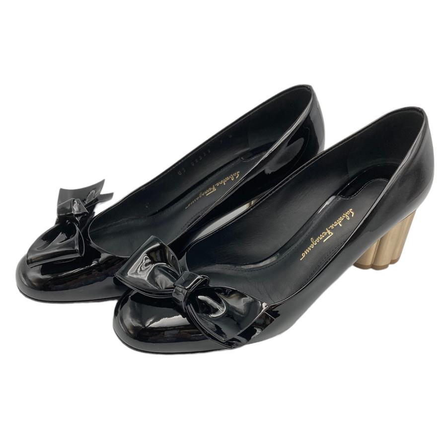 Salvatore Ferragamo AVOLA55 パテントレザー リボンパンプス 7D 中古 