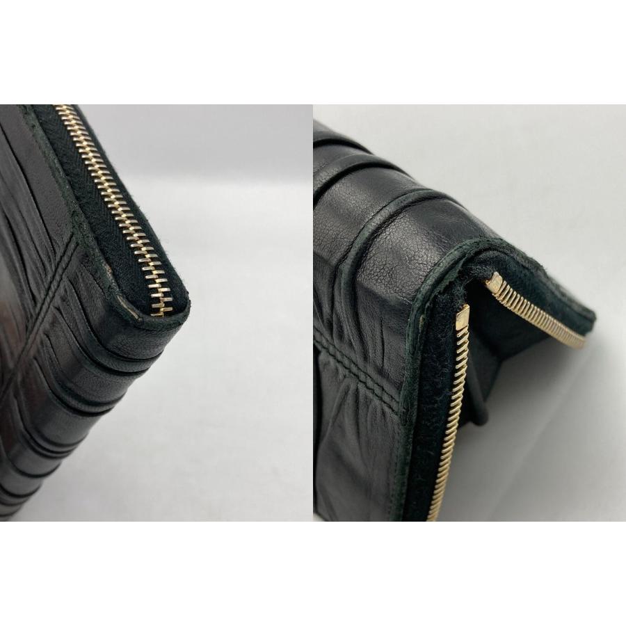 PRADA（プラダ） ナッパゴーフル ラウンドファスナー長財布 中古 D4